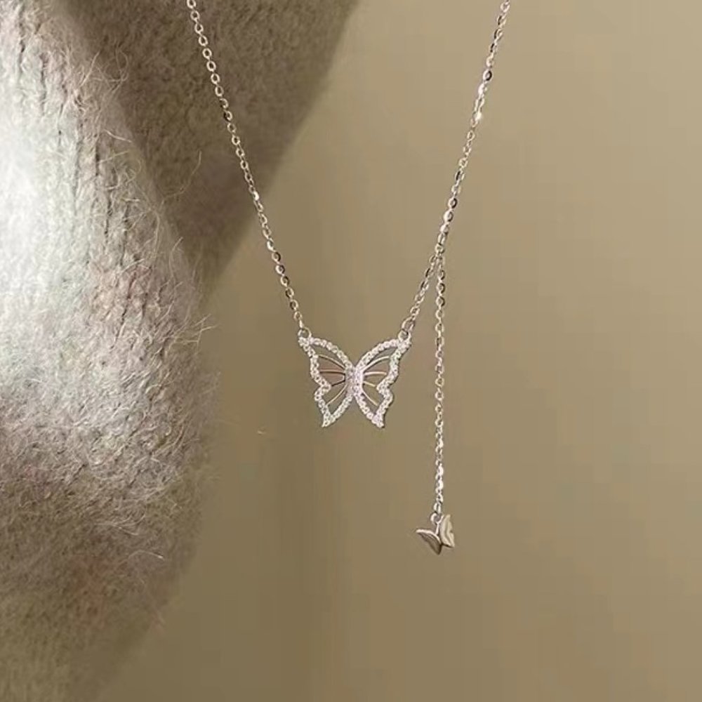 Cutout butterfly fringe necklace female